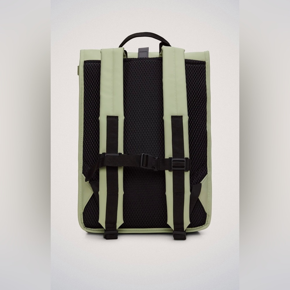 NWT -Rains - Rolltop Rucksack - Picture 4 of 6